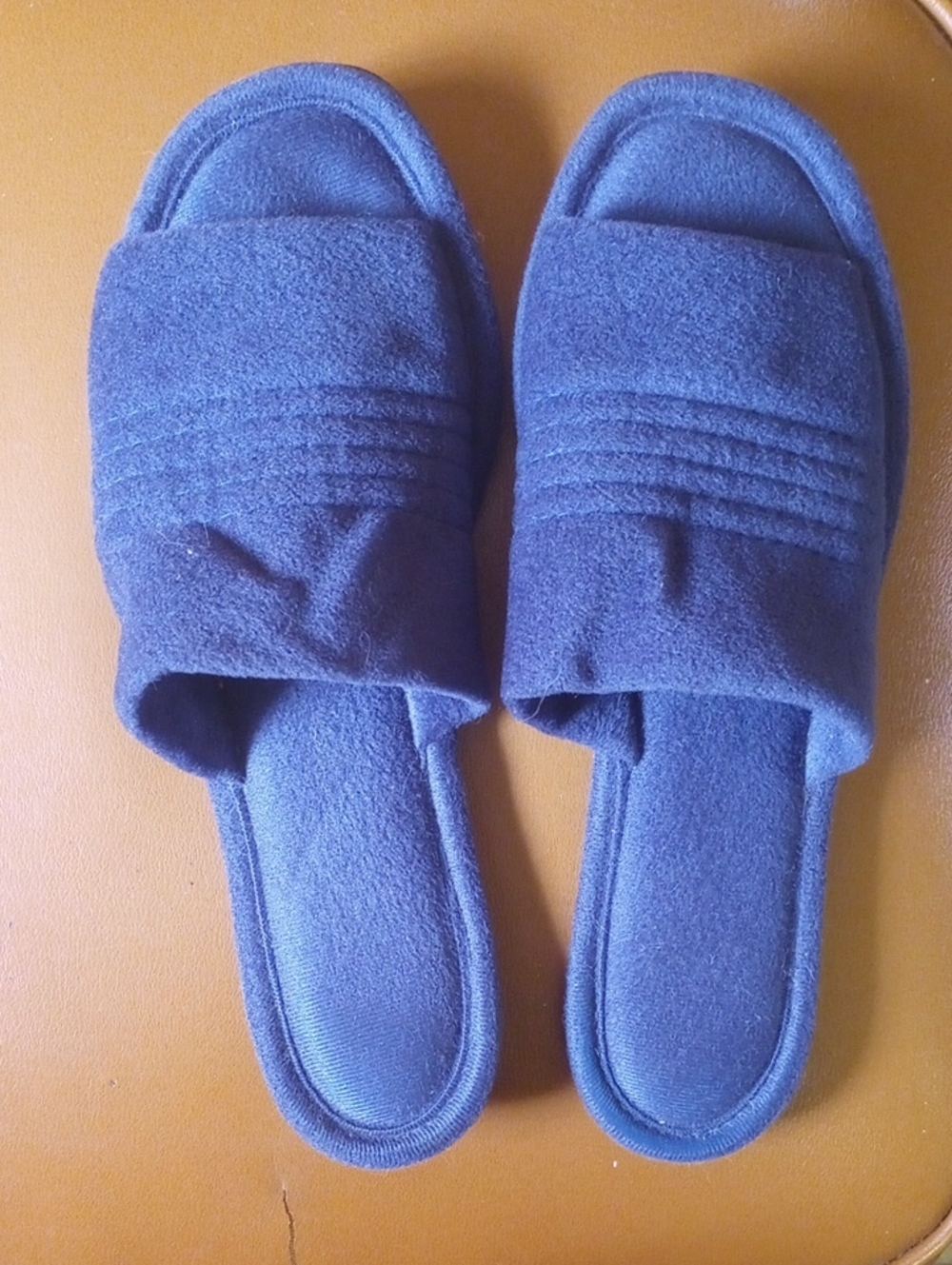 Vintage Retro Soft Comfy Navy Blue Slippers, About Size 7